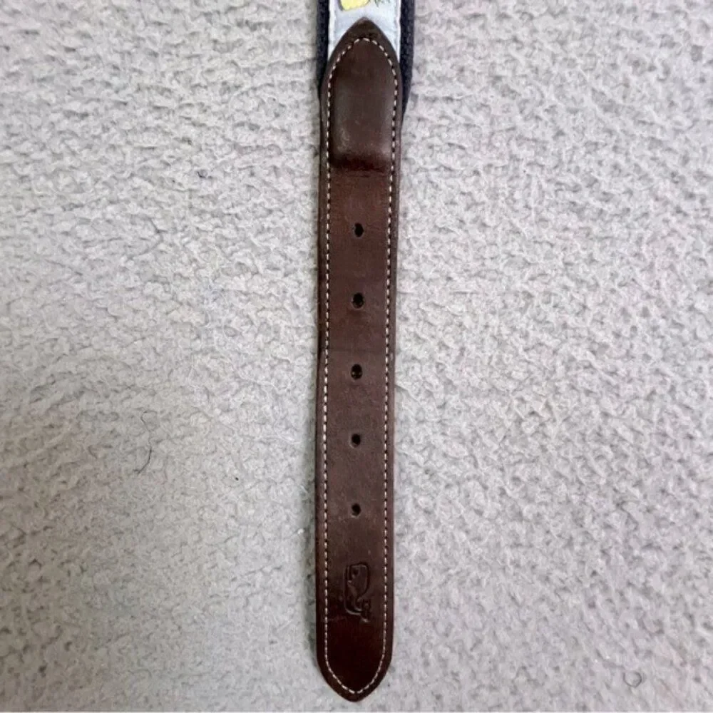 Vineyard Vines Men's Brown and Silver Belt size 38